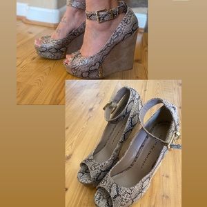Chinese Laundry Reptile Wedges